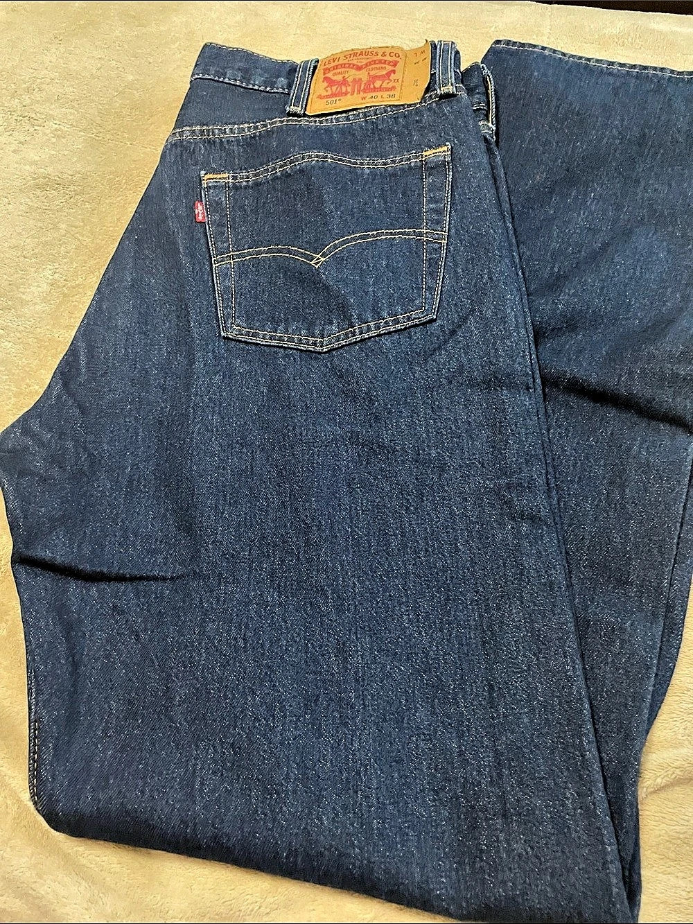 Levi's 501 Straight Leg Jeans Blue Waist 40 Length 38 Like New